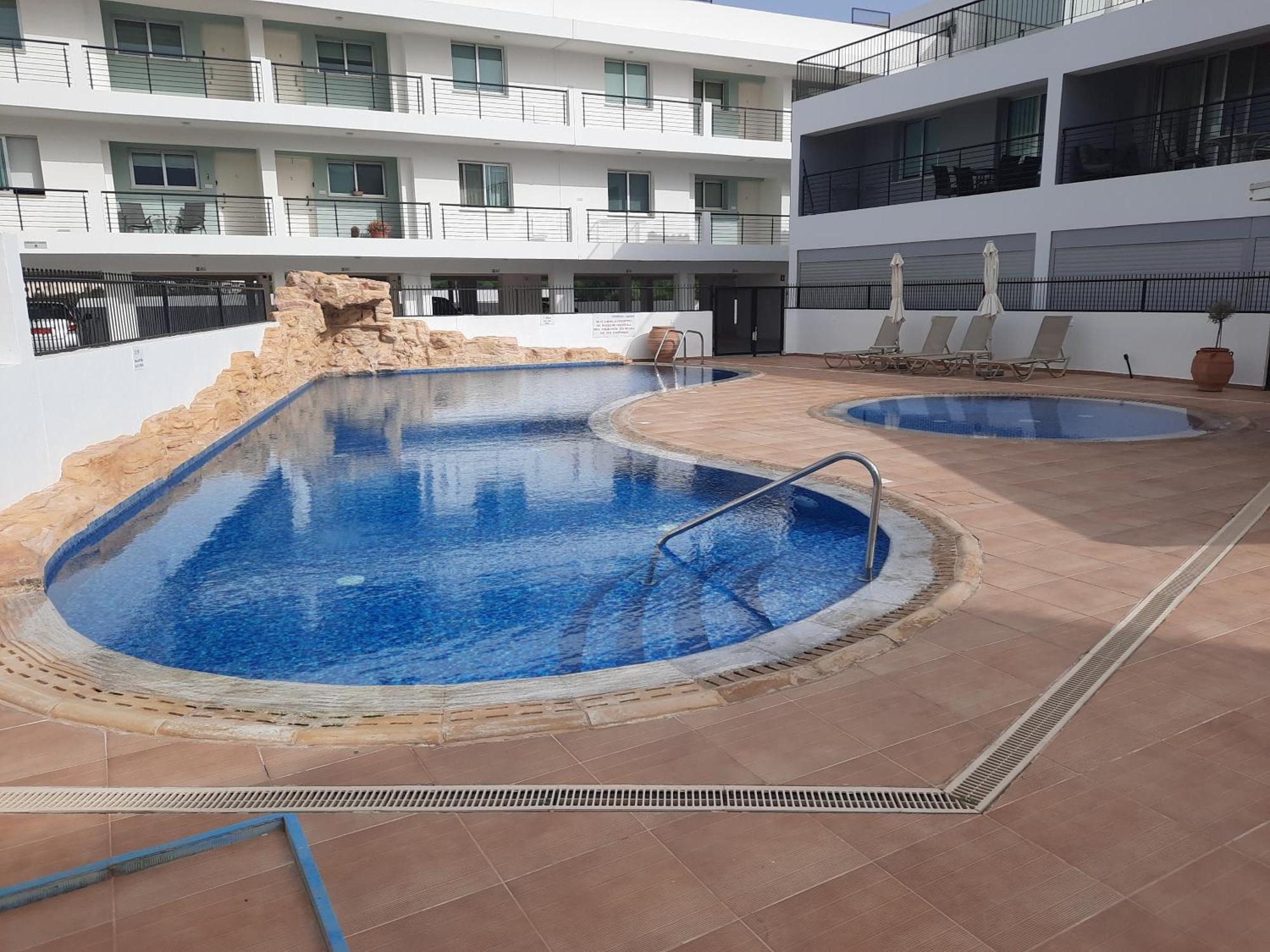 Holiday Apartment With Sea View Paralimni Eksteriør billede